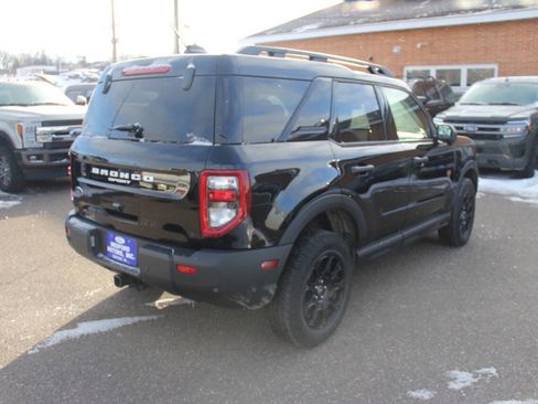 Certified 2025 Ford Bronco Sport Badlands image 6
