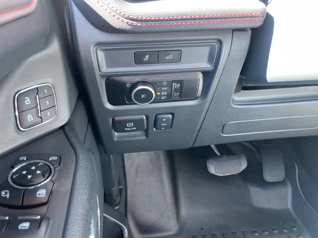 Used 2024 Ford Expedition Max Limited AWD/4WD image 13