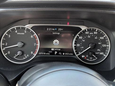 Used 2024 Nissan Rogue SV image 11