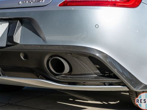 Used 2014 Aston Martin Vanquish Coupe RWD image 29