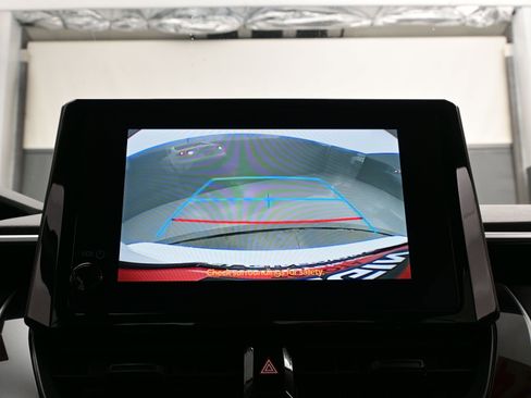 Used 2024 Toyota Corolla LE image 17