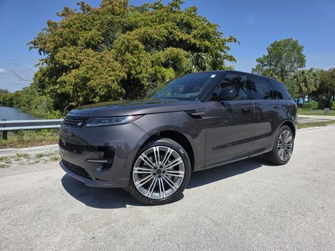 New 2026 Land Rover Range Rover Sport Dynamic SE AWD/4WD image 1
