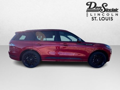 Used 2025 Lincoln Aviator Reserve w/ Equipment Group 201A AWD/4WD image 4