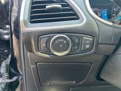 Used 2020 Ford Edge SEL w/ Convenience Package AWD/4WD image 25