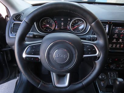 Used 2018 Jeep Compass Limited w/ Navigation Group