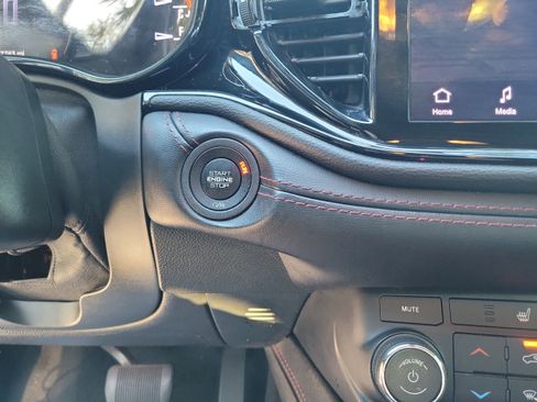 Used 2021 Dodge Durango R/T RWD image 7