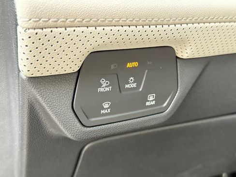 New 2026 Volkswagen Atlas Cross Sport SEL Premium R-Line image 40