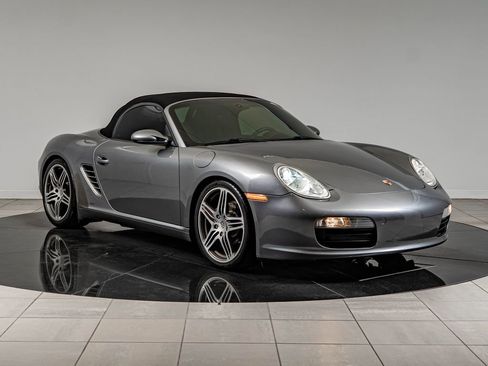 Used 2006 Porsche Boxster RWD image 11