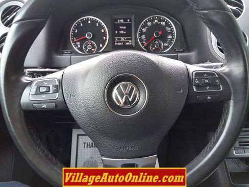 Used 2017 Volkswagen Tiguan S image 45