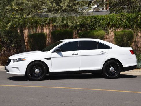 Used 2015 Ford Taurus Police Interceptor AWD image 11