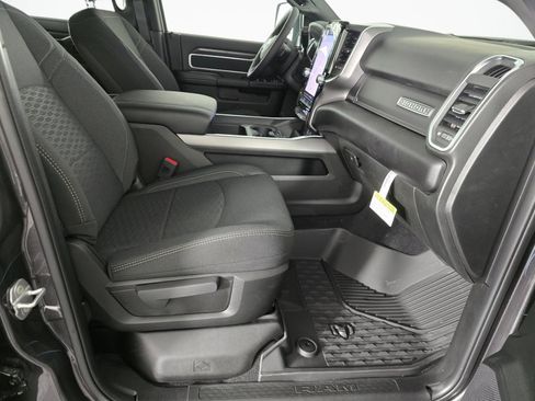 New 2026 RAM 2500 Big Horn AWD/4WD image 27