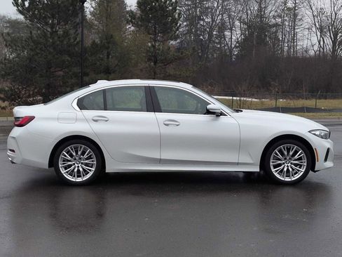 Used 2024 BMW 330i xDrive Sedan w/ Convenience Package image 15