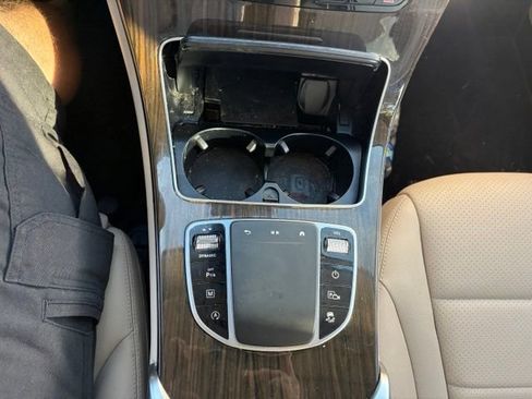 Used 2022 Mercedes-Benz GLC 300 image 15
