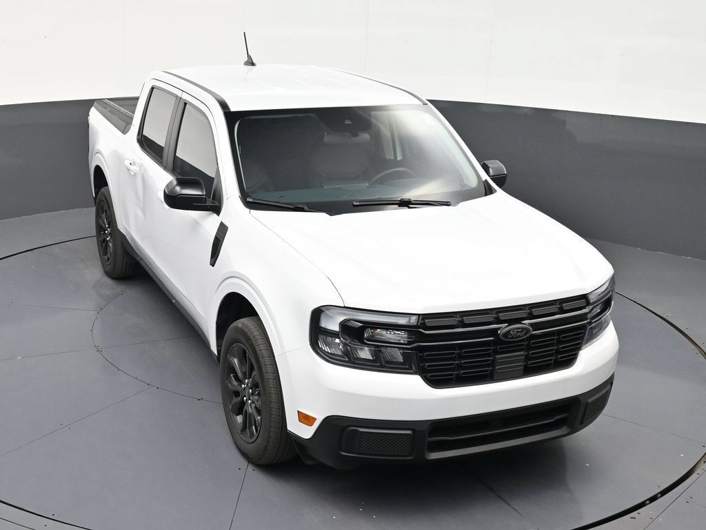 Used 2024 Ford Maverick Lariat w/ Black Appearance Package FWD image 18