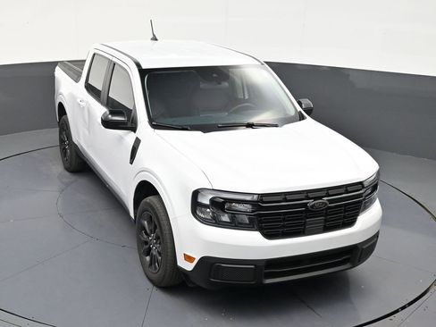 Used 2024 Ford Maverick Lariat w/ Black Appearance Package FWD image 18