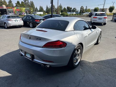 Used 2009 BMW Z4 sDrive35i RWD image 6