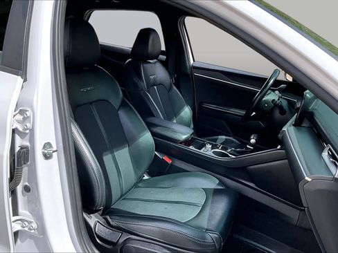 Used 2022 Kia K5 GT-Line FWD image 9