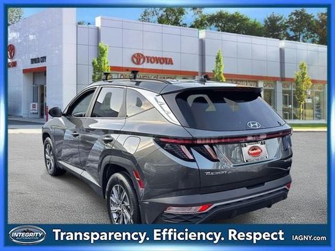 Used 2023 Hyundai Tucson Blue AWD/4WD image 6