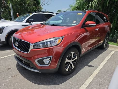 Used 2017 Kia Sorento EX w/ EX Advanced Touring Package FWD image 3
