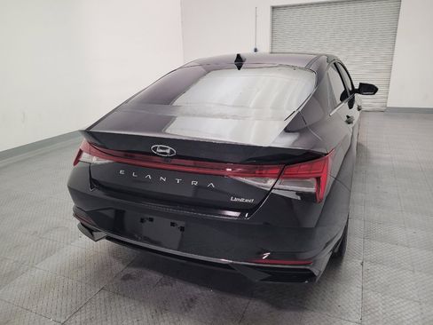 Used 2023 Hyundai Elantra Limited FWD image 7