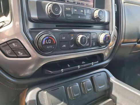Used 2014 Chevrolet Silverado 1500 LTZ w/ Texas Edition, 1LZ Trim AWD/4WD image 19