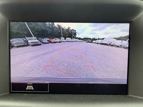 Used 2024 GMC Terrain AT4 AWD/4WD image 18