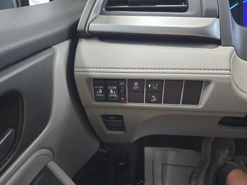 Used 2019 Honda Odyssey EX image 20