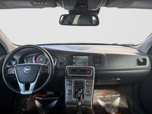 Used 2014 Volvo S60 T5 AWD/4WD image 22