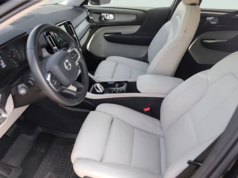 Used 2020 Volvo XC40 T5 Inscription w/ Protection Package Premier AWD/4WD image 12