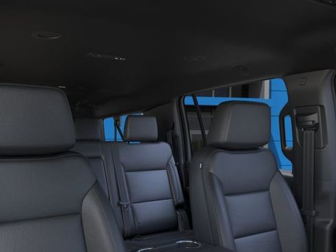 New 2026 Chevrolet Suburban LT image 24