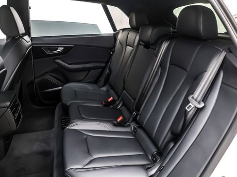 New 2026 Audi Q8 Premium Plus image 8