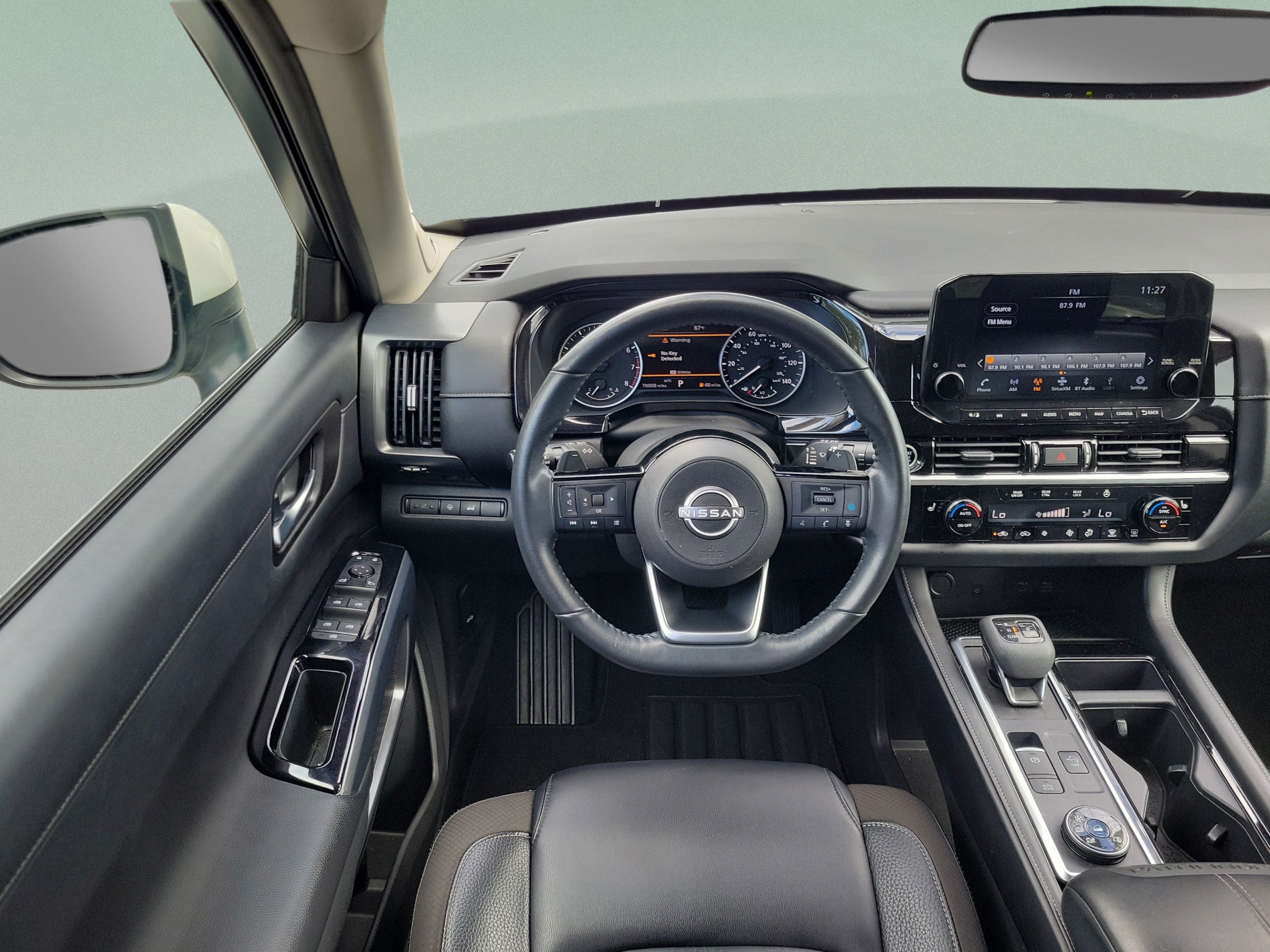 Used 2022 Nissan Pathfinder SL w/ SL Premium Package AWD/4WD image 10