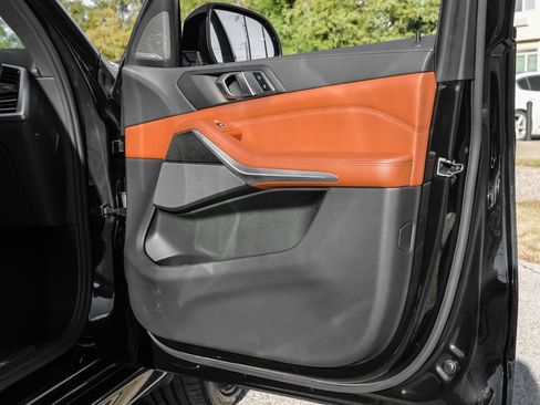 Used 2022 BMW X5 M50i w/ Executive Package image 49