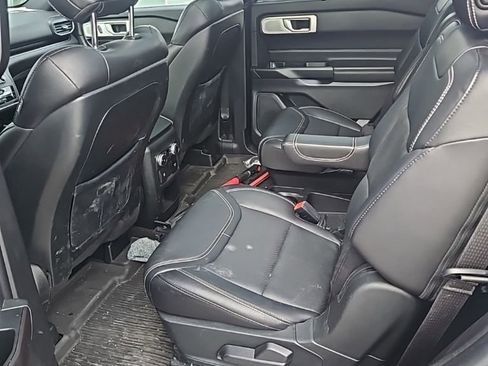 Used 2020 Ford Explorer ST w/ ST Street Pack image 8