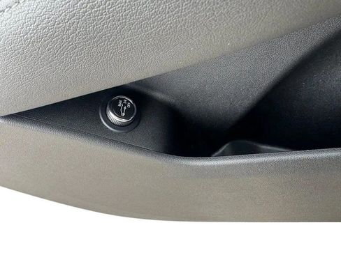 Used 2024 Cadillac XT6 Premium Luxury w/ Technology Package image 13