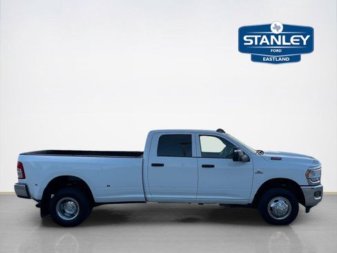Used 2024 RAM 3500 Tradesman w/ Chrome Appearance Group AWD/4WD image 10