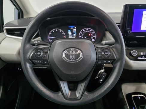 Used 2023 Toyota Corolla LE image 16