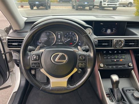 Used 2018 Lexus IS 300 image 5