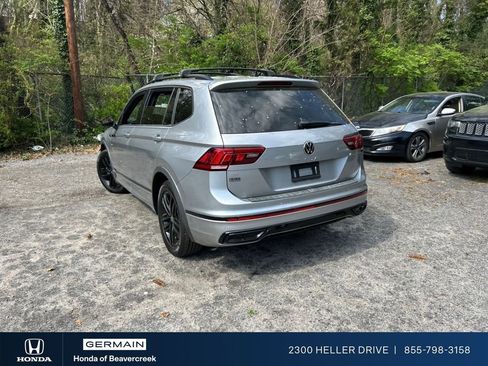 Used 2022 Volkswagen Tiguan SE R-Line FWD image 4