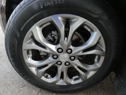 Used 2021 Buick Enclave Avenir w/ Avenir Technology Package AWD/4WD image 8