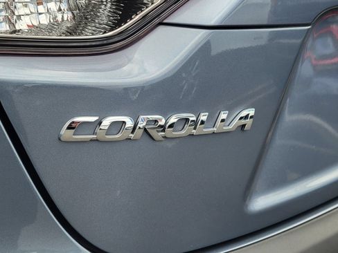 Used 2023 Toyota Corolla SE w/ SE Premium Package FWD image 22