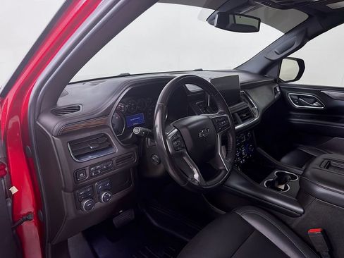 Used 2021 Chevrolet Tahoe Z71 w/ Luxury Package AWD/4WD image 10