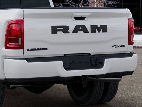 New 2026 RAM 3500 Laramie AWD/4WD image 13