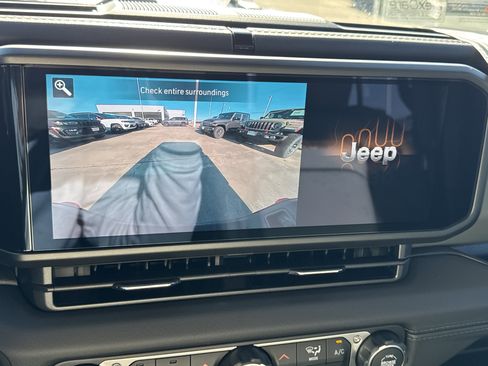 New 2026 Jeep Gladiator Mojave AWD/4WD image 18