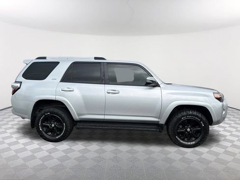 Used 2021 Toyota 4Runner SR5 Premium AWD/4WD image 4