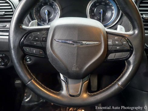 Used 2022 Chrysler 300 S image 18