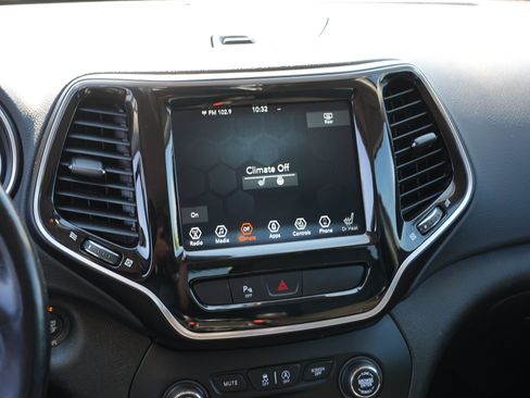 Used 2020 Jeep Cherokee Limited AWD/4WD image 22