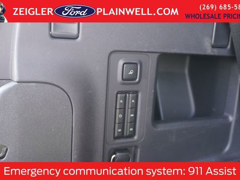 Used 2025 Ford Expedition Max Active image 11