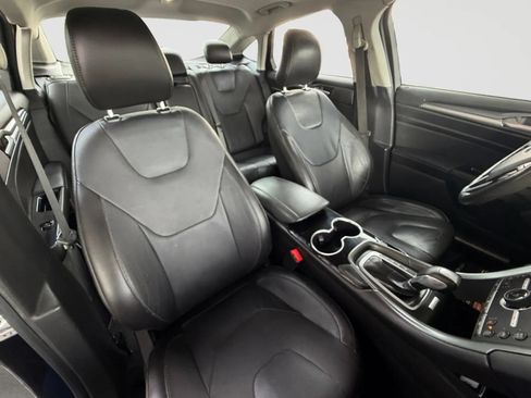 Used 2016 Ford Fusion Titanium FWD image 21