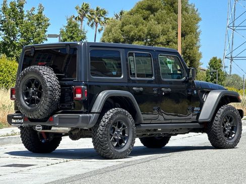 Used 2025 Jeep Wrangler Unlimited Sport S 4xe AWD/4WD image 4